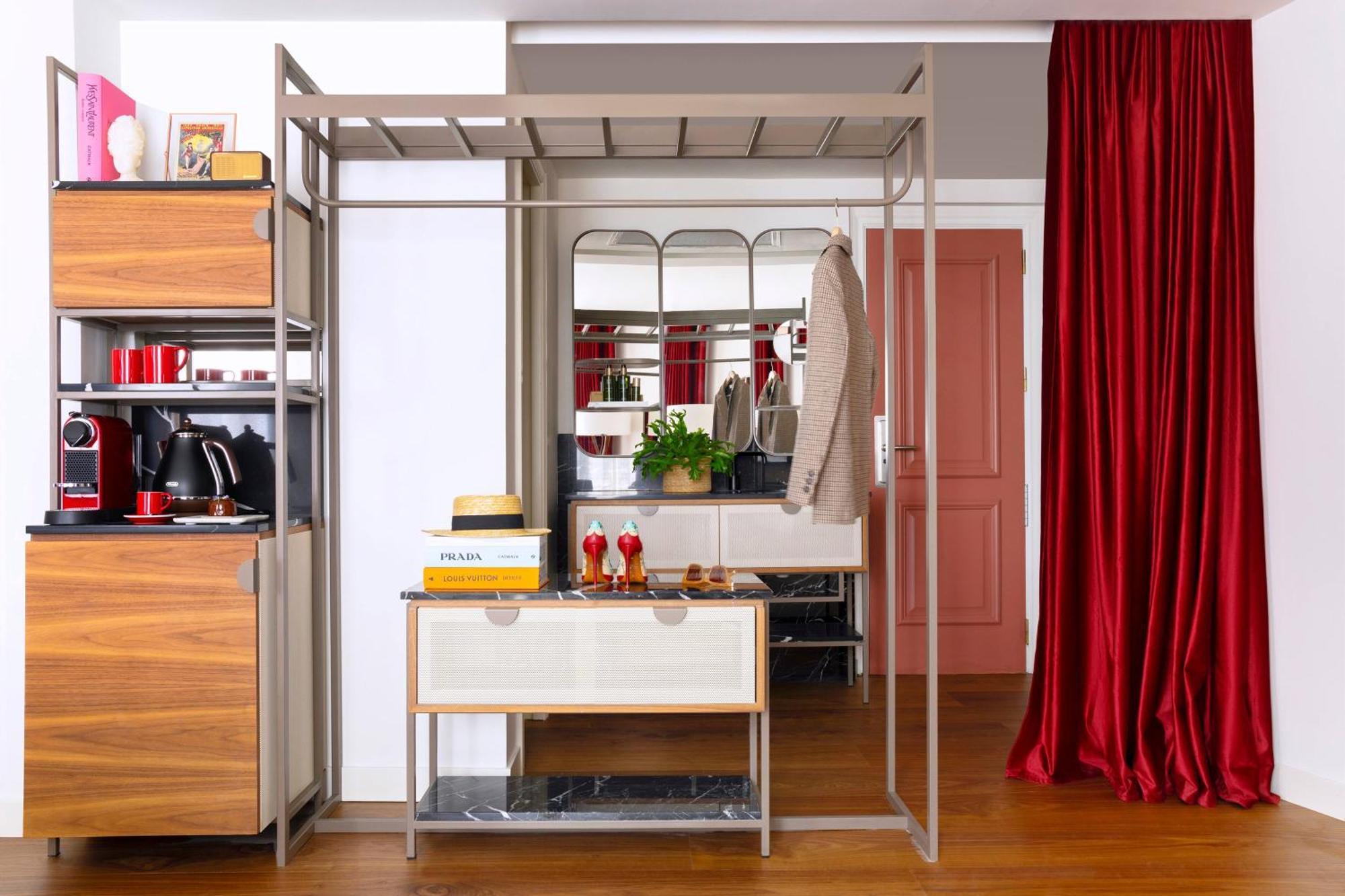Deluxe Extra Room Balcony
