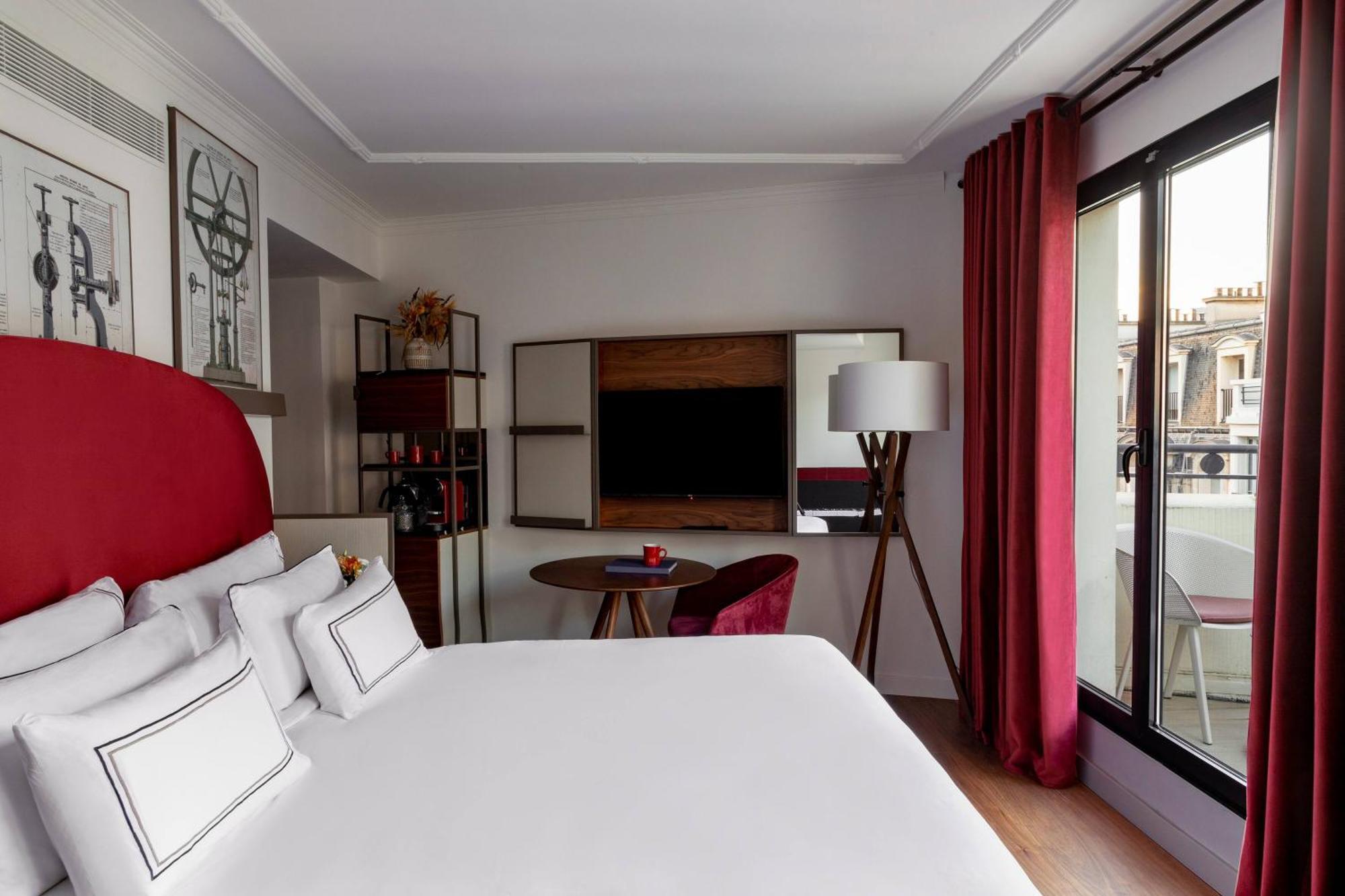 Deluxe Extra Room Balcony